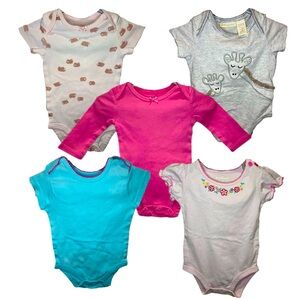 2/20 Mix & match 0-3m infant girls bodysuit onesies bundle set of 5